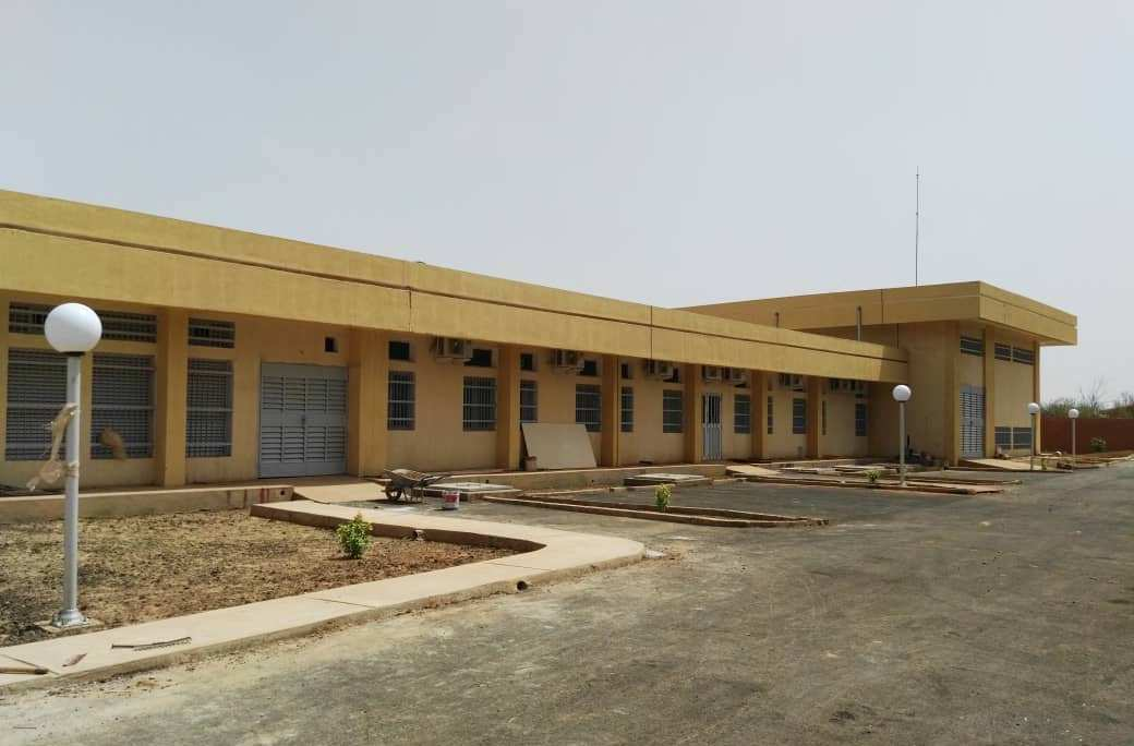 Bâtiment de la centrale Électrique de Niamey pour ASECNA